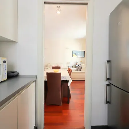 St Peter New And Lightsome With Balcony Apartman